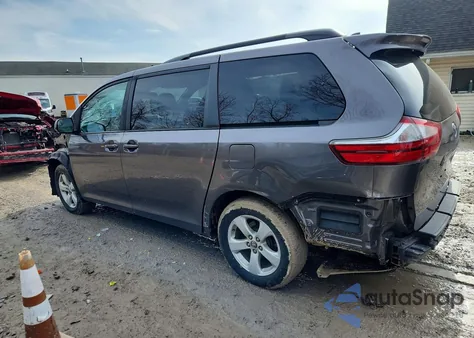2019 Toyota Sienna Le 8-Passenger из США, поврежденный, VIN 5TDKZ3DC7KS012439
